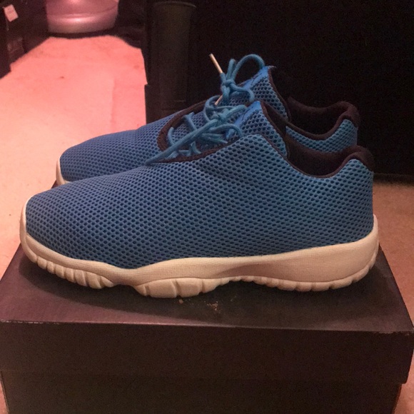 Air Jordan Future Low BG - Picture 3 of 5